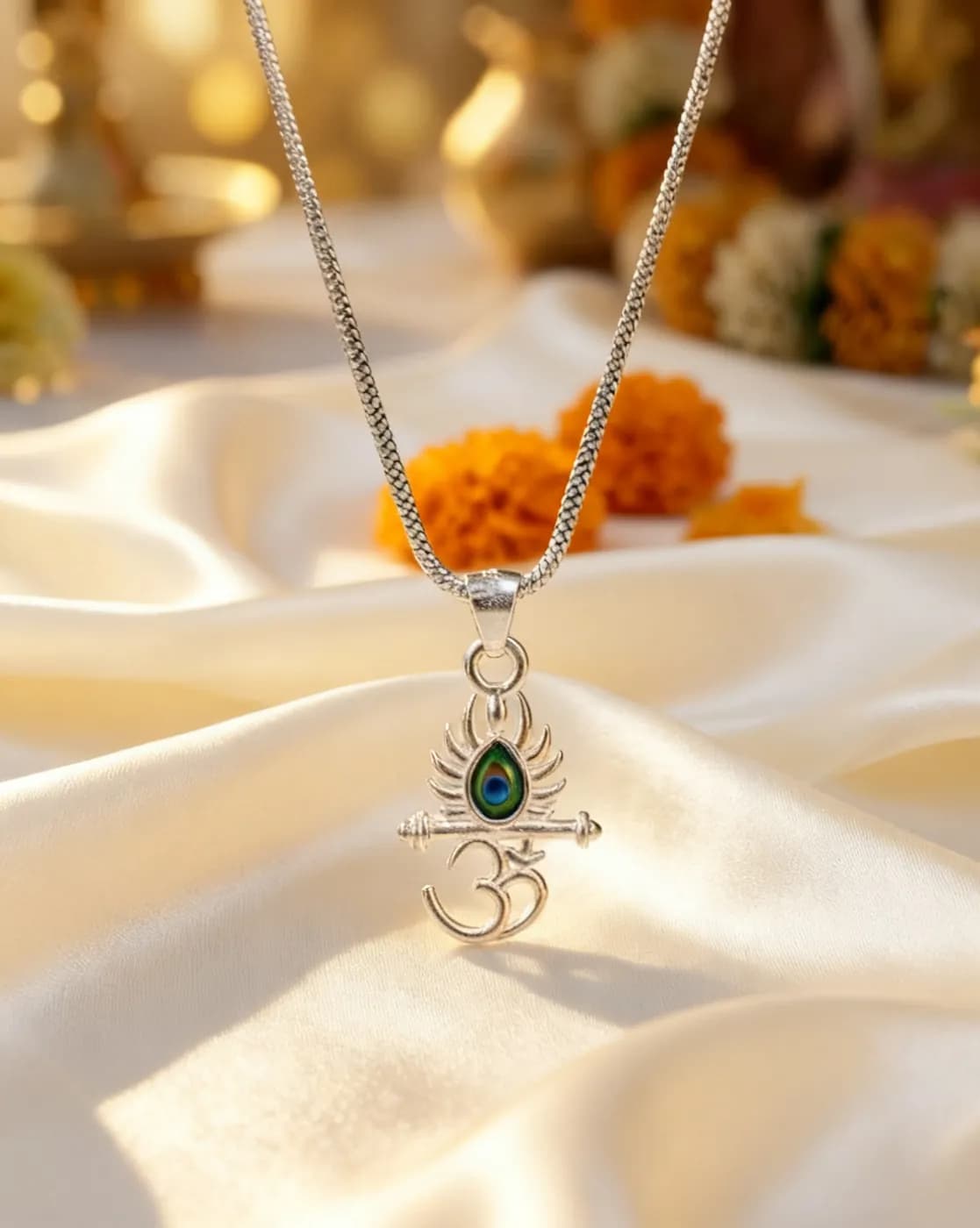 Om Mor Pankh Bansuri Pendant