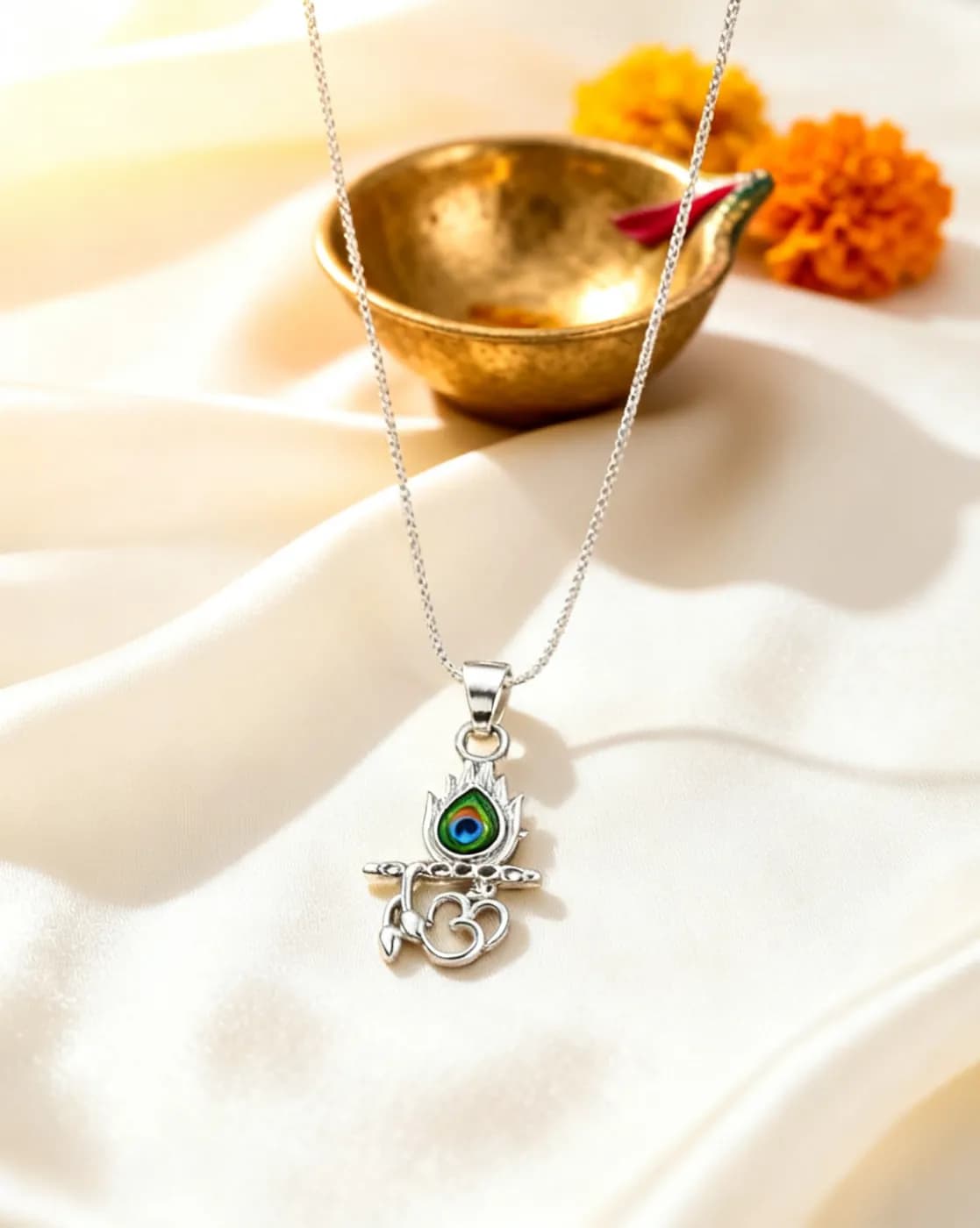 Mor Pankh & Bansuri Pendant — Teardrop Eye